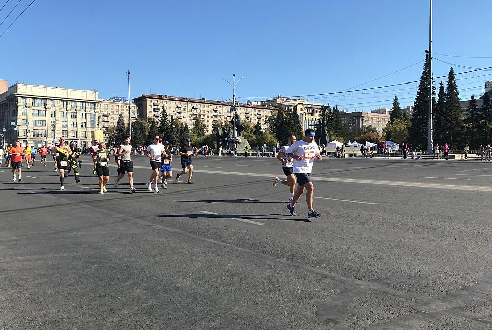 Фото Связь на бегу: как сеть Т2 выдержала наплыв абонентов на полумарафоне Раевича 2